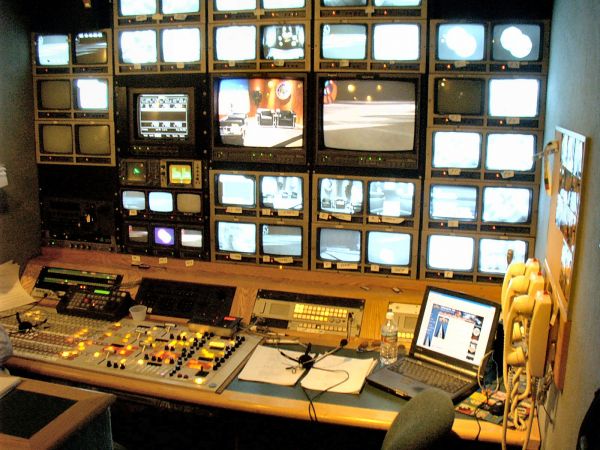 Networking for TV Show #274<br>1,600 x 1,200<br>Published 8 years ago